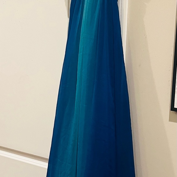 H&M blue and turquoise maxi dress - Picture 2 of 4